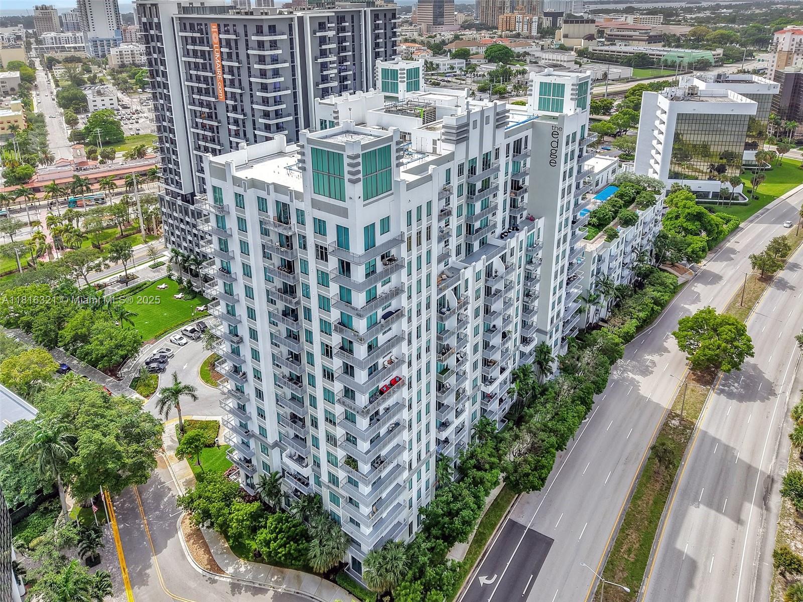 EDGE CONDO - Residential