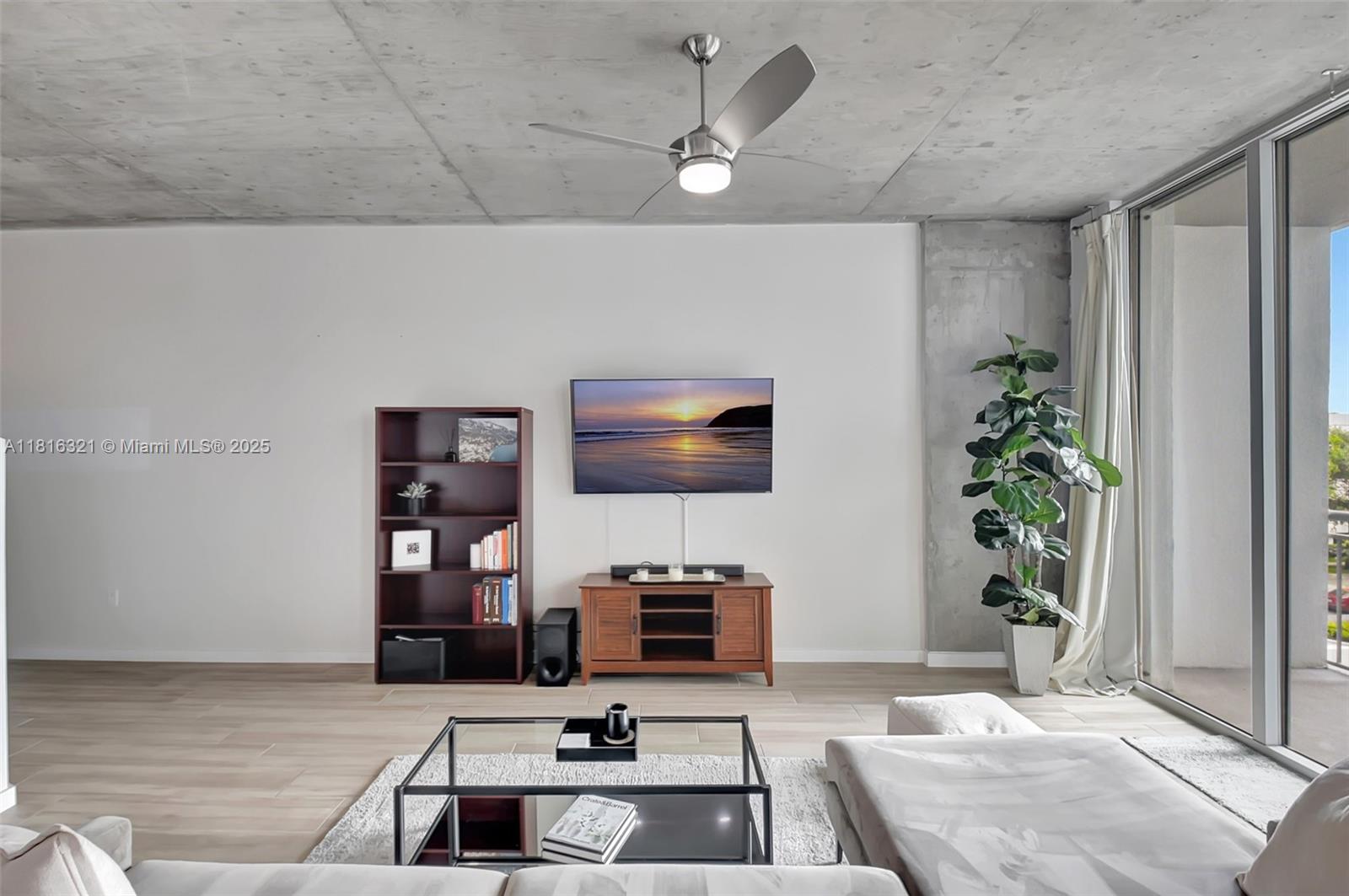 EDGE CONDO - Residential