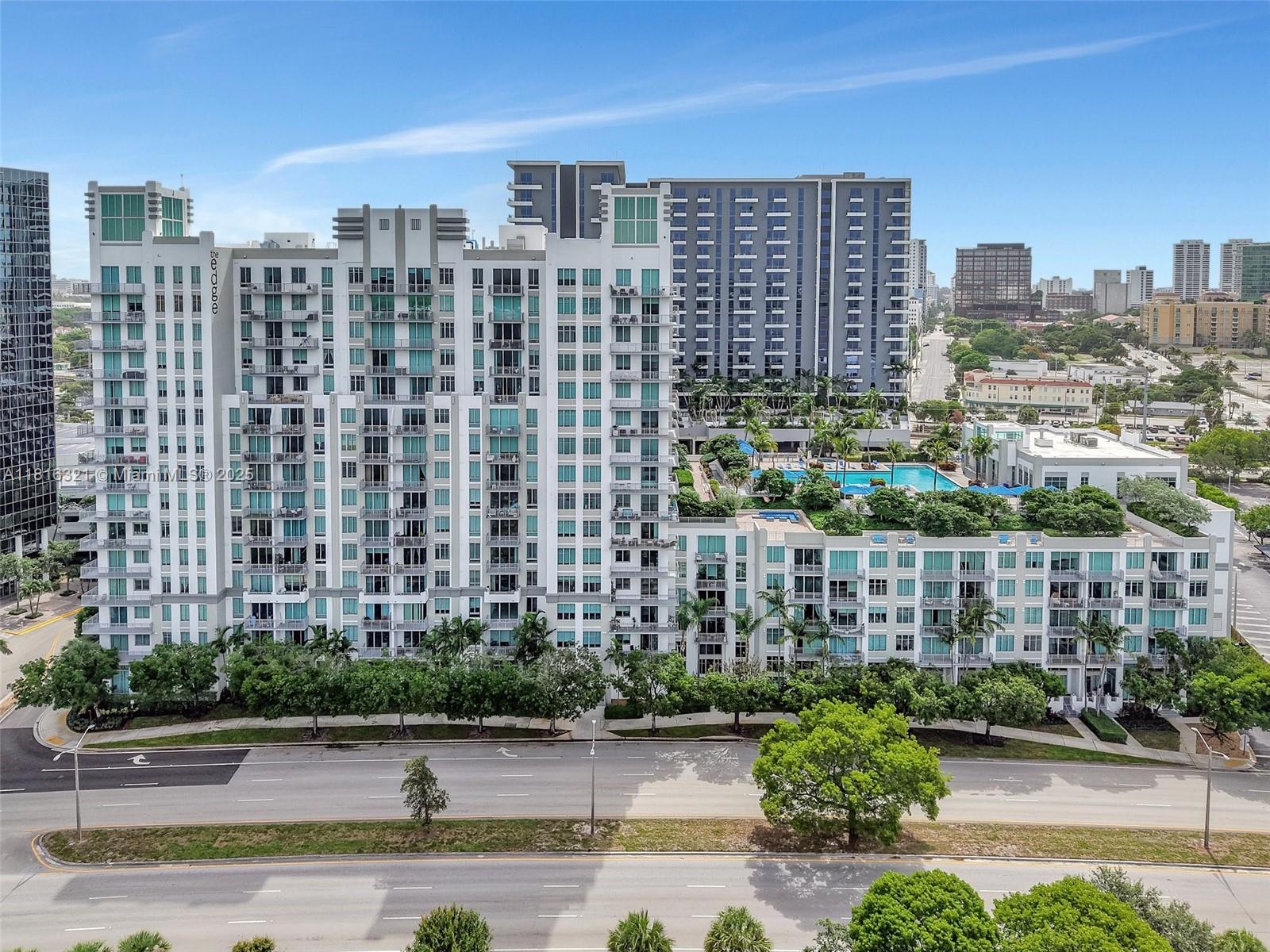 EDGE CONDO - Residential