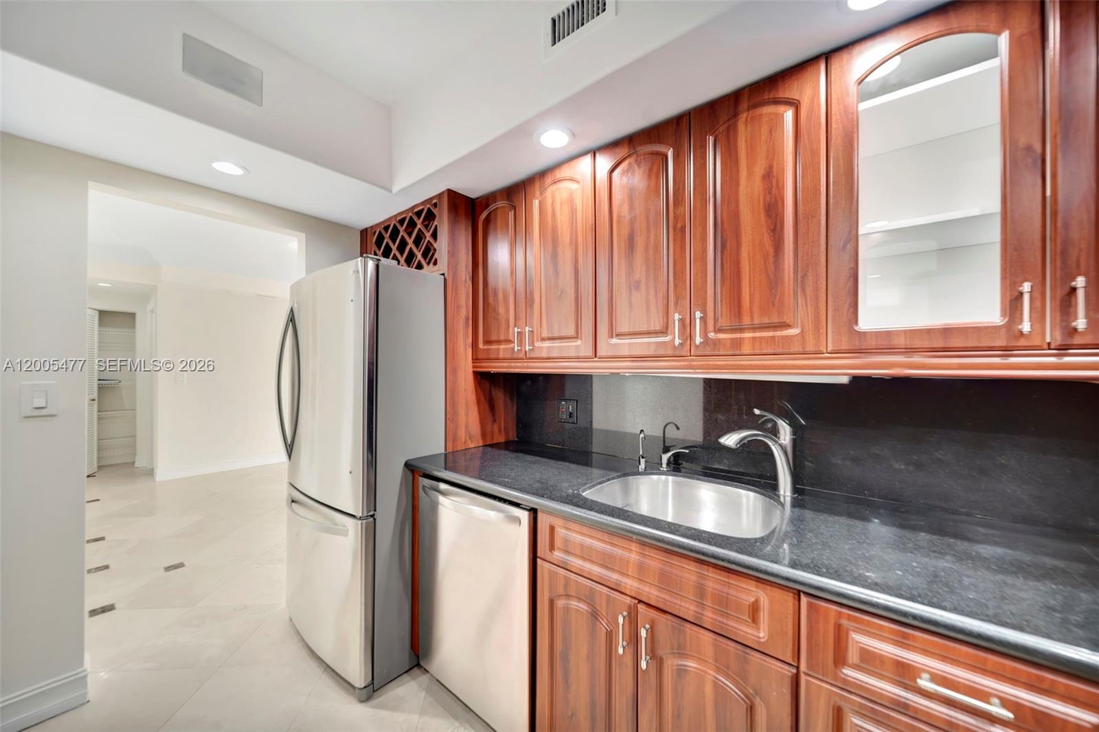 HEMISPHERES CONDO - Residential