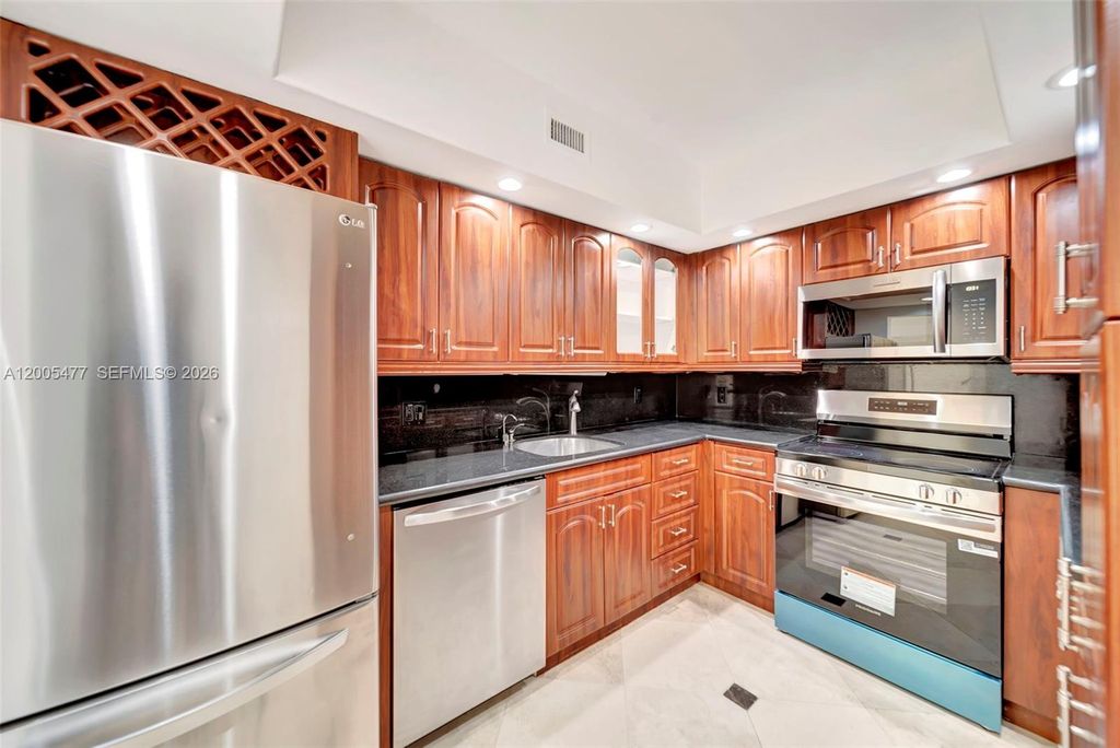 Photo of 1985 S Ocean Dr #20A, Hallandale Beach, FL 33009 (MLS # A12005477)
