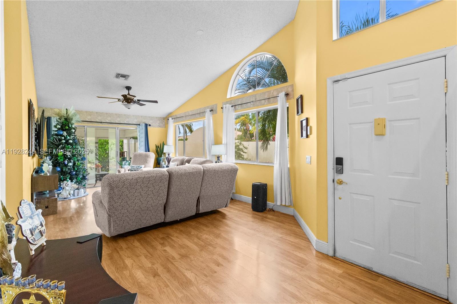 HOLIDAY SPRINGS VILLAGE - Residential Lease