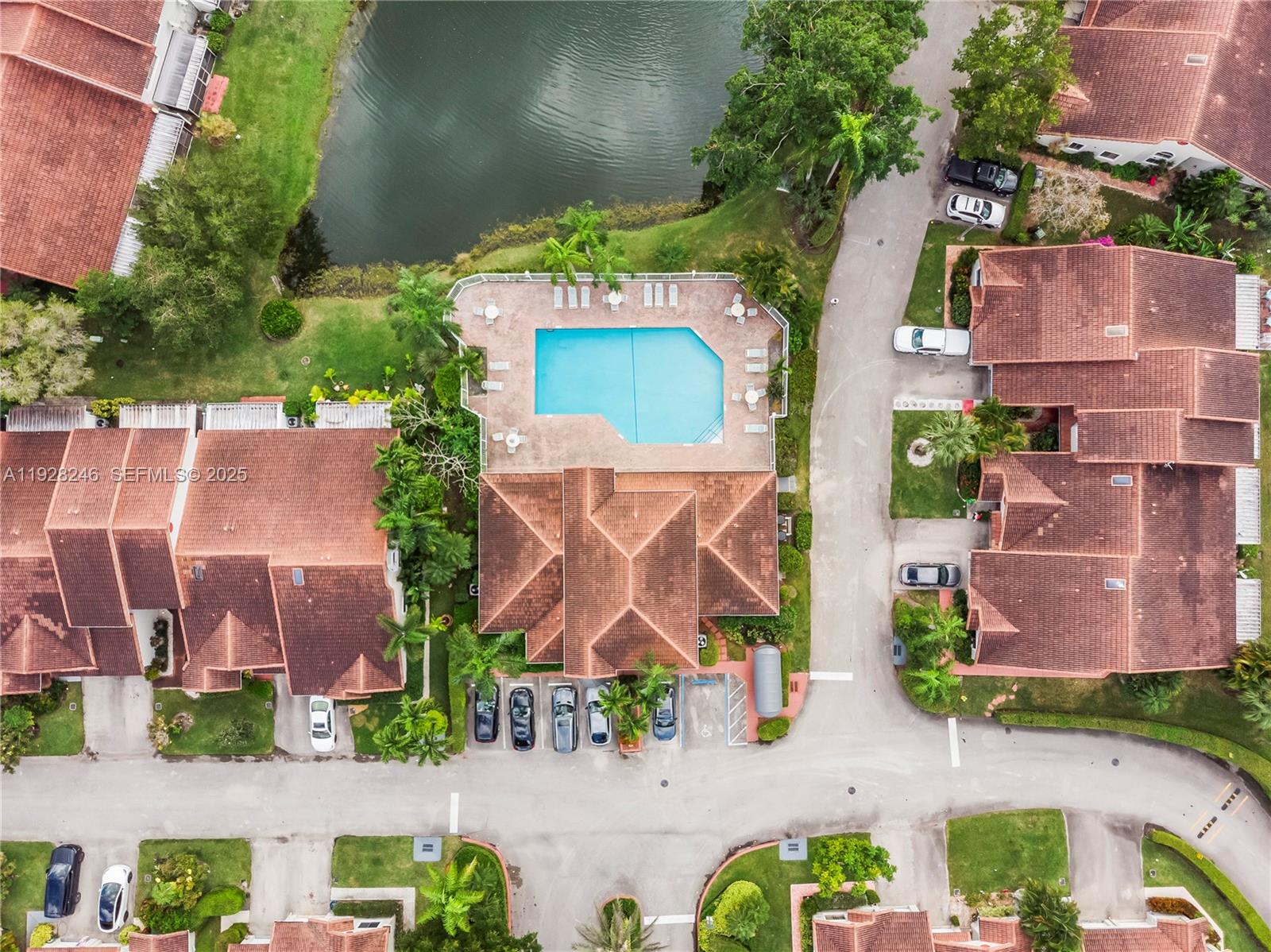 HOLIDAY SPRINGS VILLAGE - Residential Lease