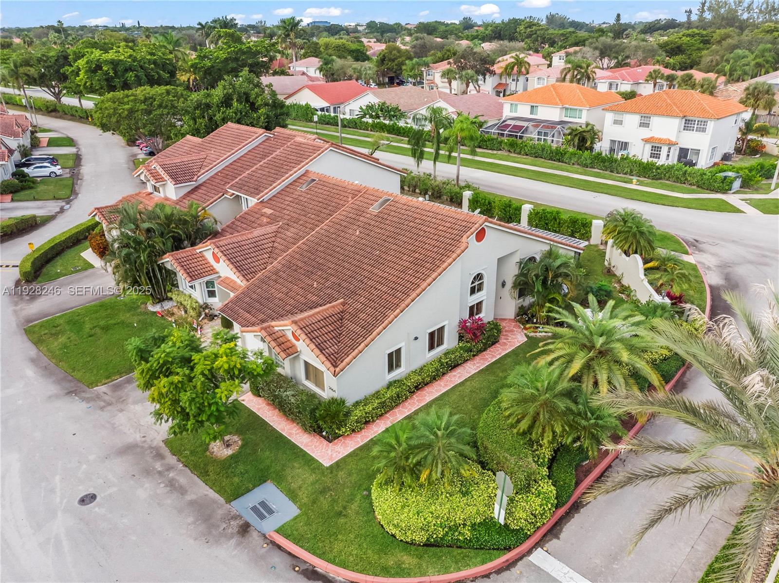 HOLIDAY SPRINGS VILLAGE - Residential Lease