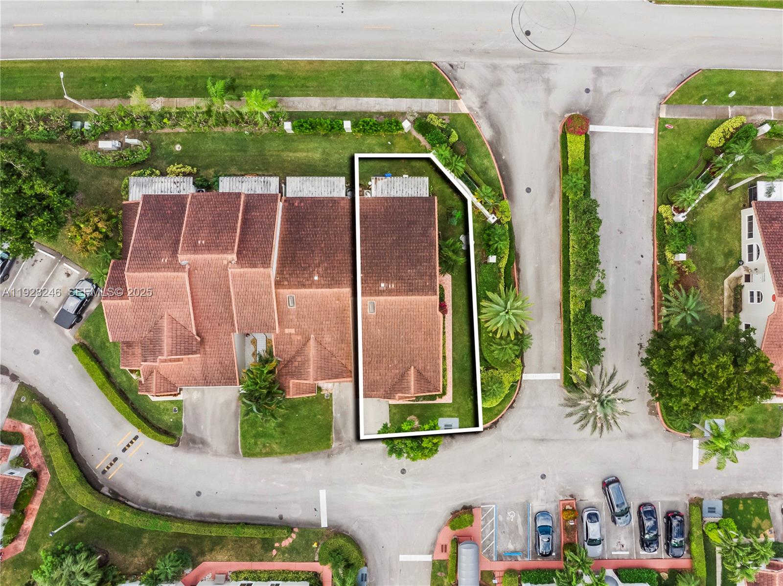 HOLIDAY SPRINGS VILLAGE - Residential Lease