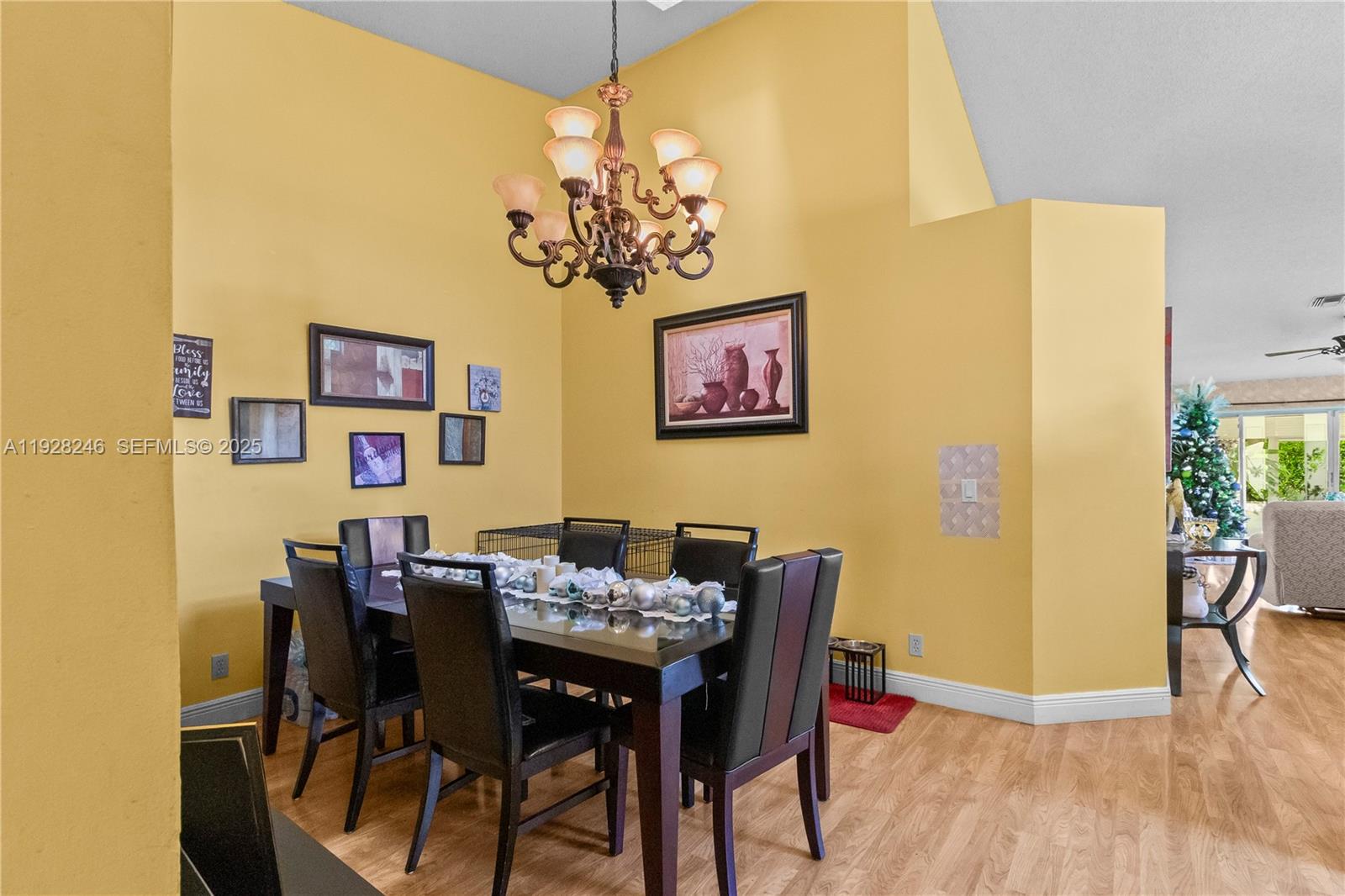 HOLIDAY SPRINGS VILLAGE - Residential Lease