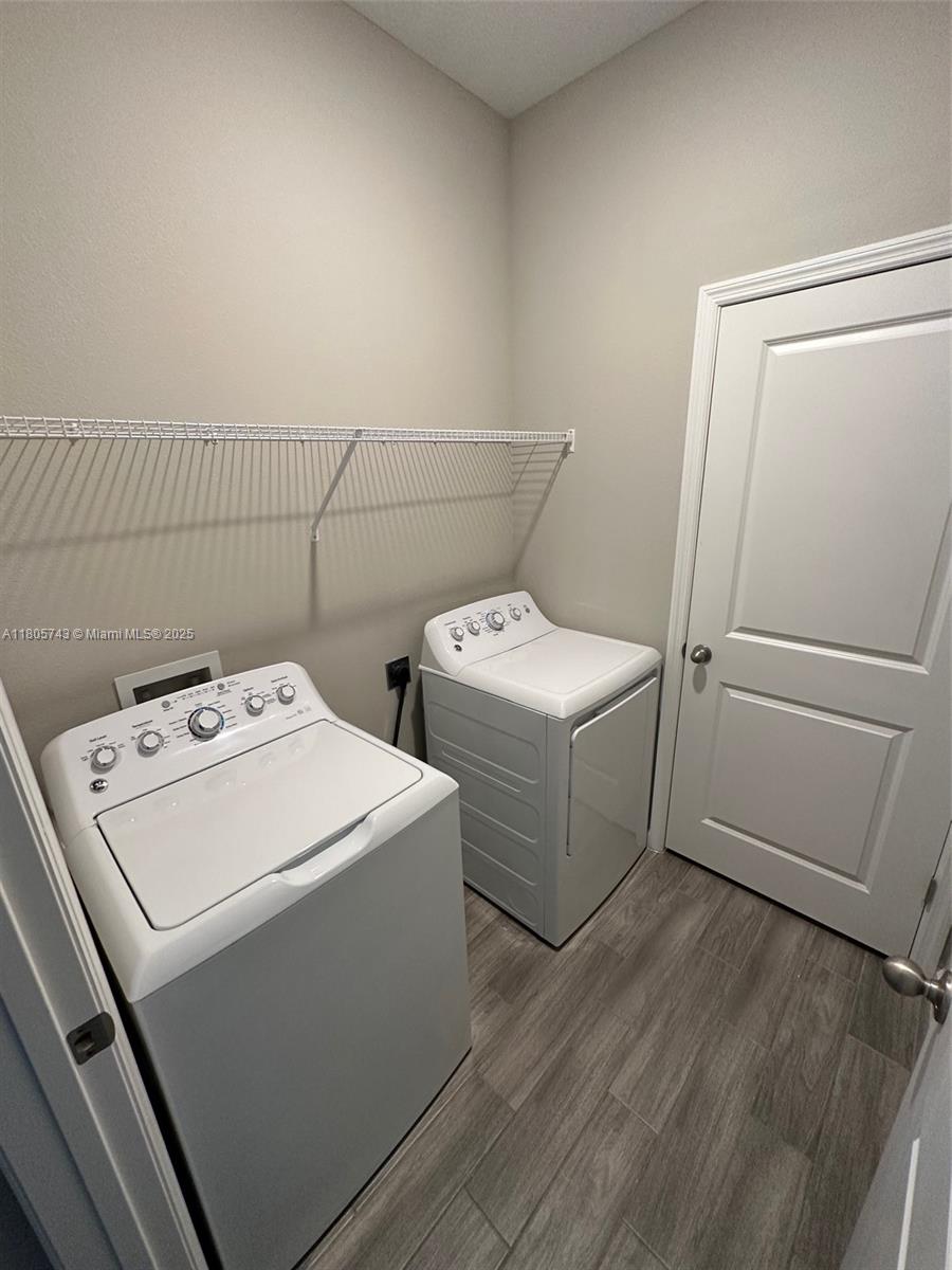 CYPRESS PARK ESTATES - Residential