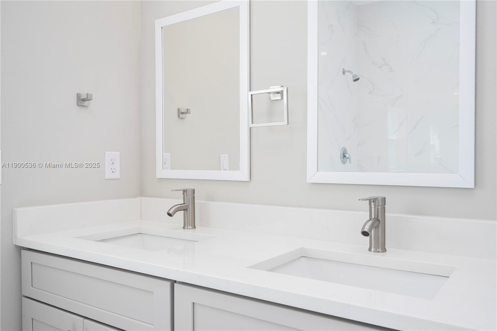 SPRING LAKE VILLAGE III PB - Residential