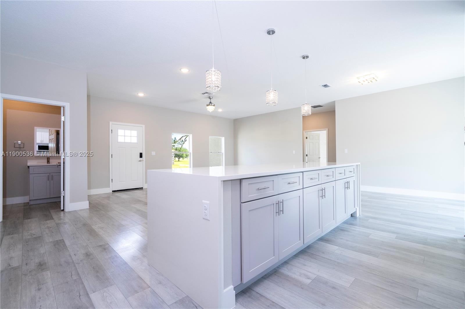 SPRING LAKE VILLAGE III PB - Residential