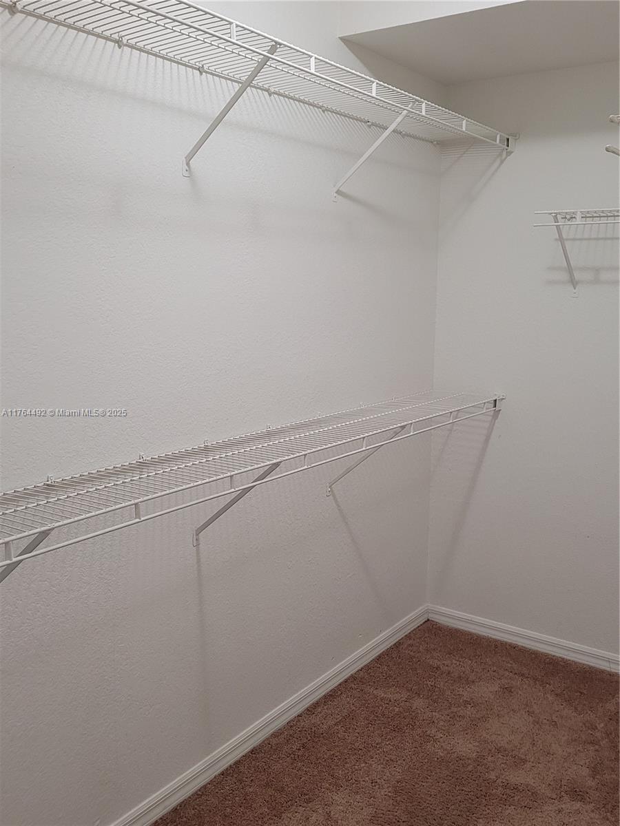 AVENTINE AT MIRAMAR BLDG - Residential Lease