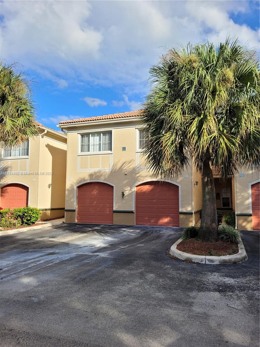 2445 Centergate Dr 104, Miramar, Broward County, Florida - 1 Bedrooms  
1 Bathrooms - 