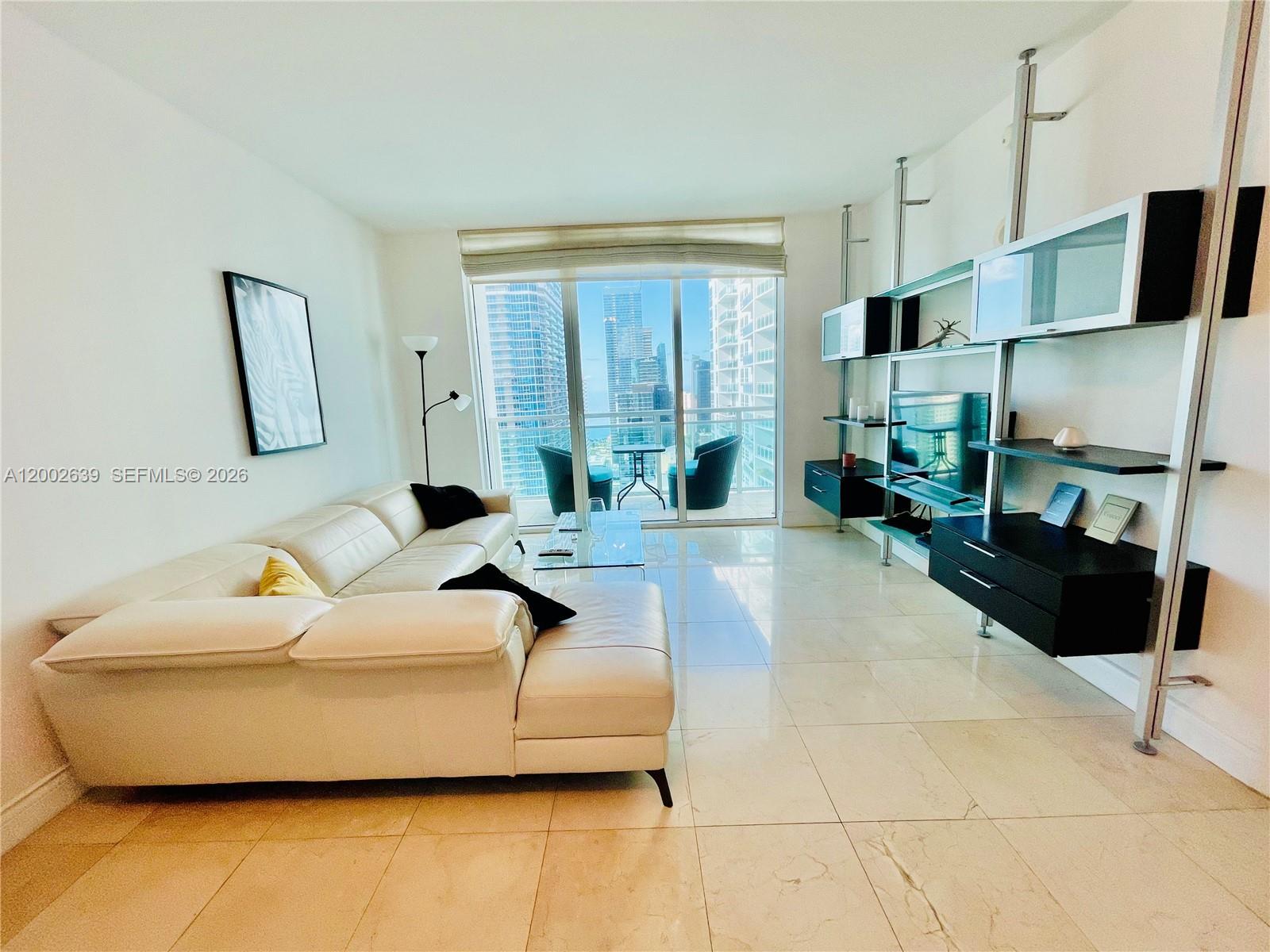 950 Brickell Bay Dr 3703