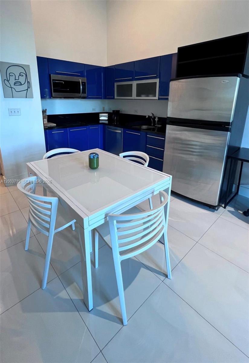 244 Biscayne Blvd 237