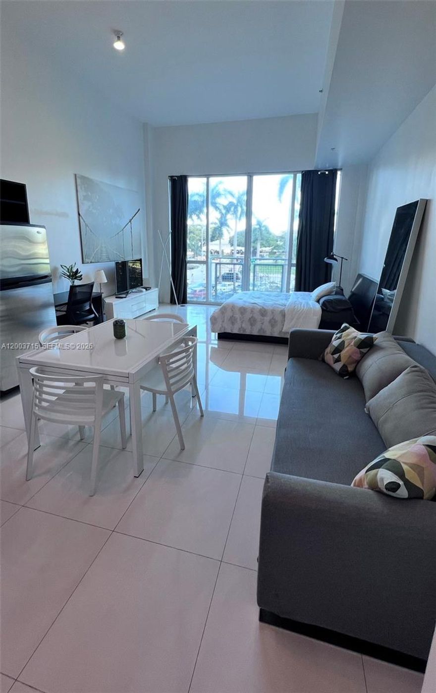 Luxury Condo at Vizcayne North Tower. Beautiful furnished Studio apartment, with top of the line appliances, washer an dryer inside the unit. Assigned parking space, 24/7 Valet parking and Security, great amenities including full service Spa, fitness center, grill area, 3 pools, business center and more.