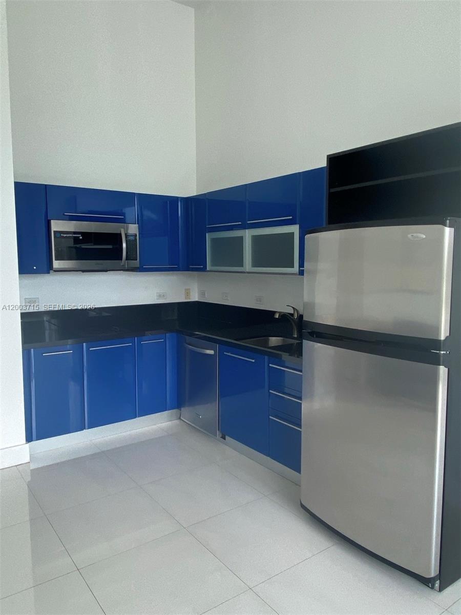 244 Biscayne Blvd 237