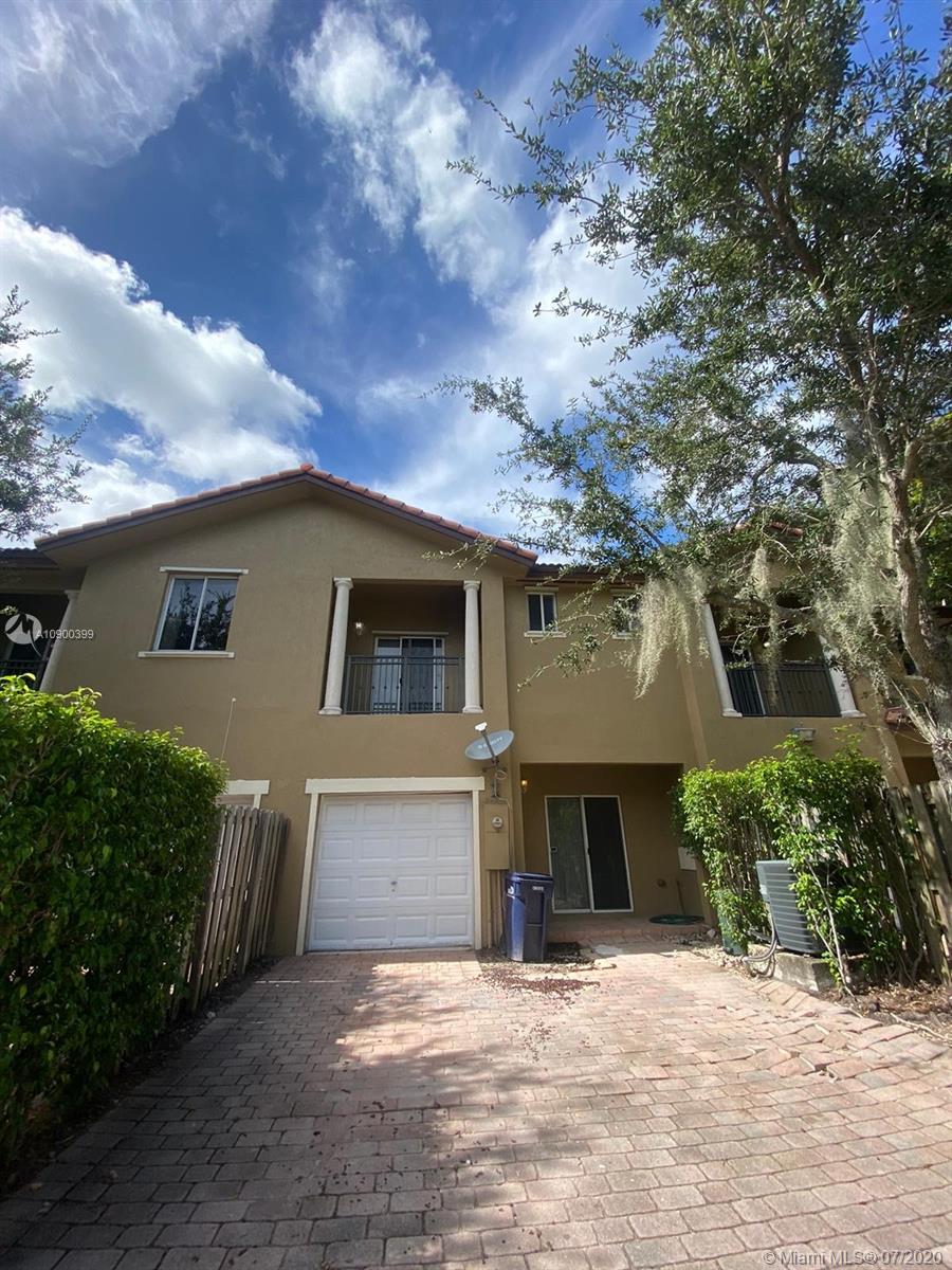 SILVER PALM HOMES - Residential Lease