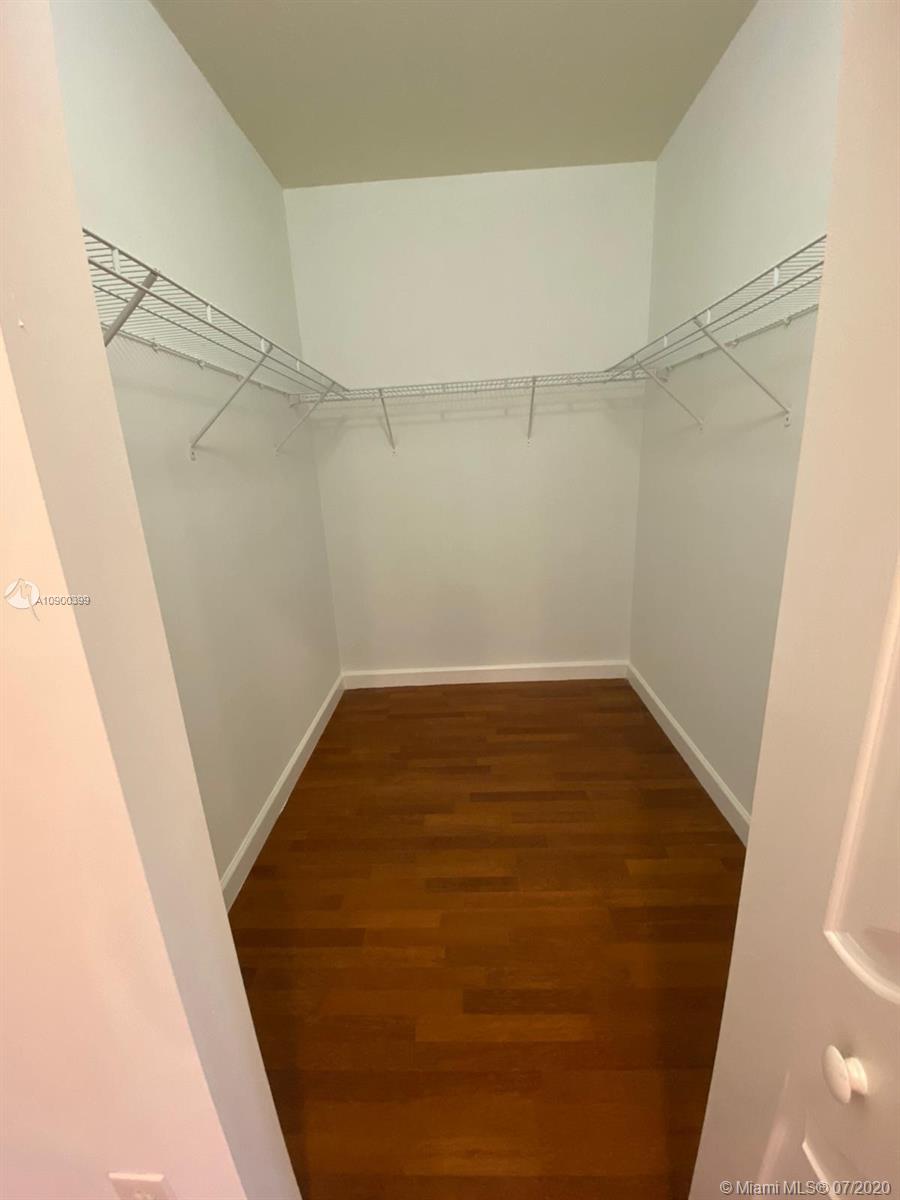 SILVER PALM HOMES - Residential Lease