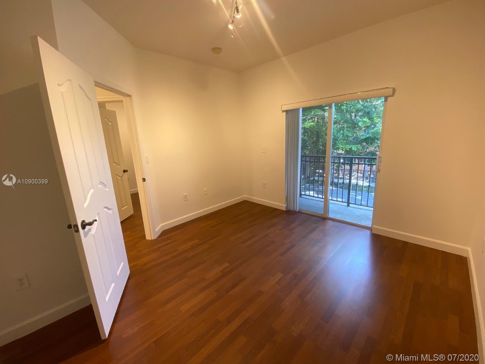 SILVER PALM HOMES - Residential Lease