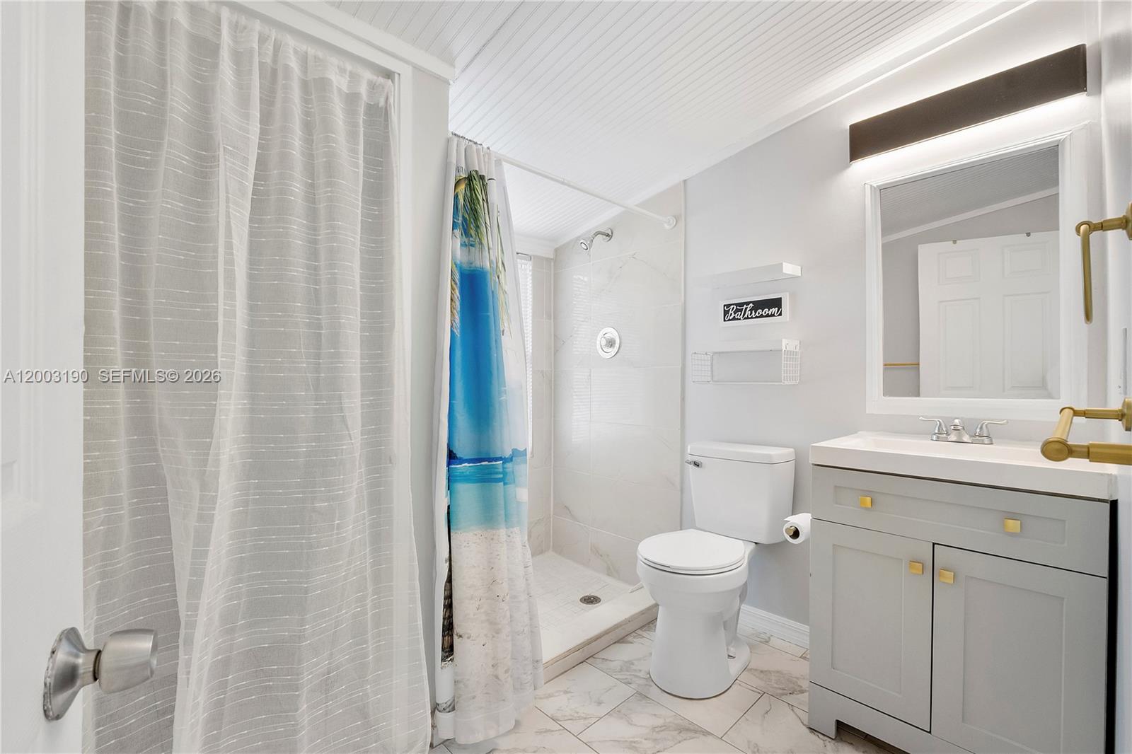 OAKLAND PARK SECOND ADD - Residential Lease