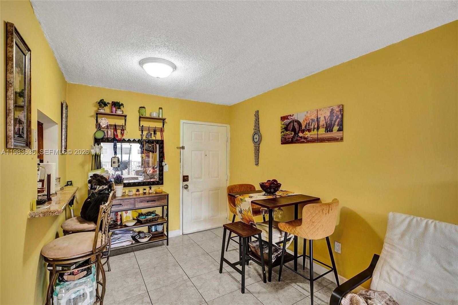 FONTAINEBLEAU GARDENS CON - Residential Lease