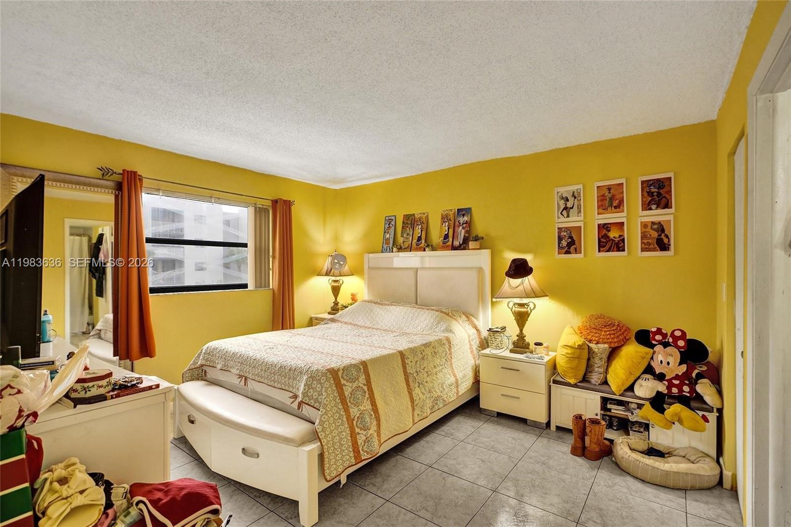 FONTAINEBLEAU GARDENS CON - Residential Lease