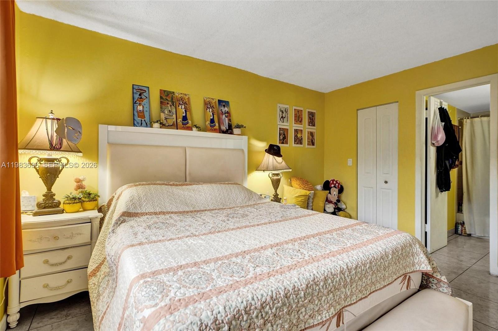 FONTAINEBLEAU GARDENS CON - Residential Lease