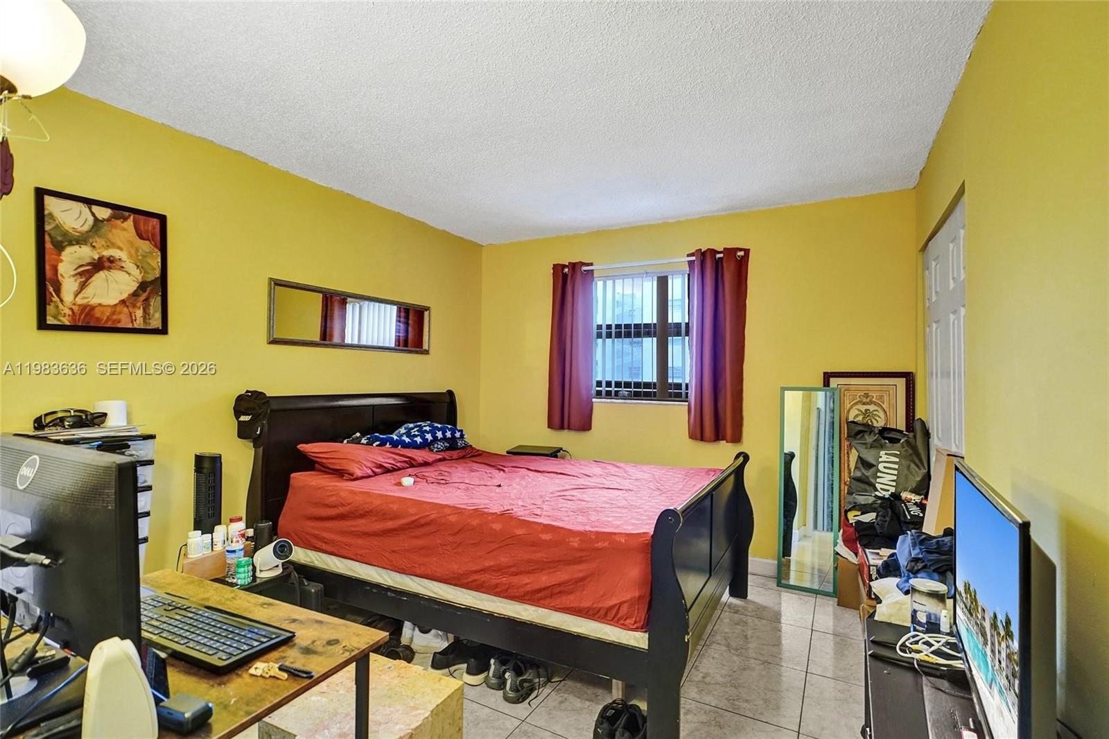 FONTAINEBLEAU GARDENS CON - Residential Lease