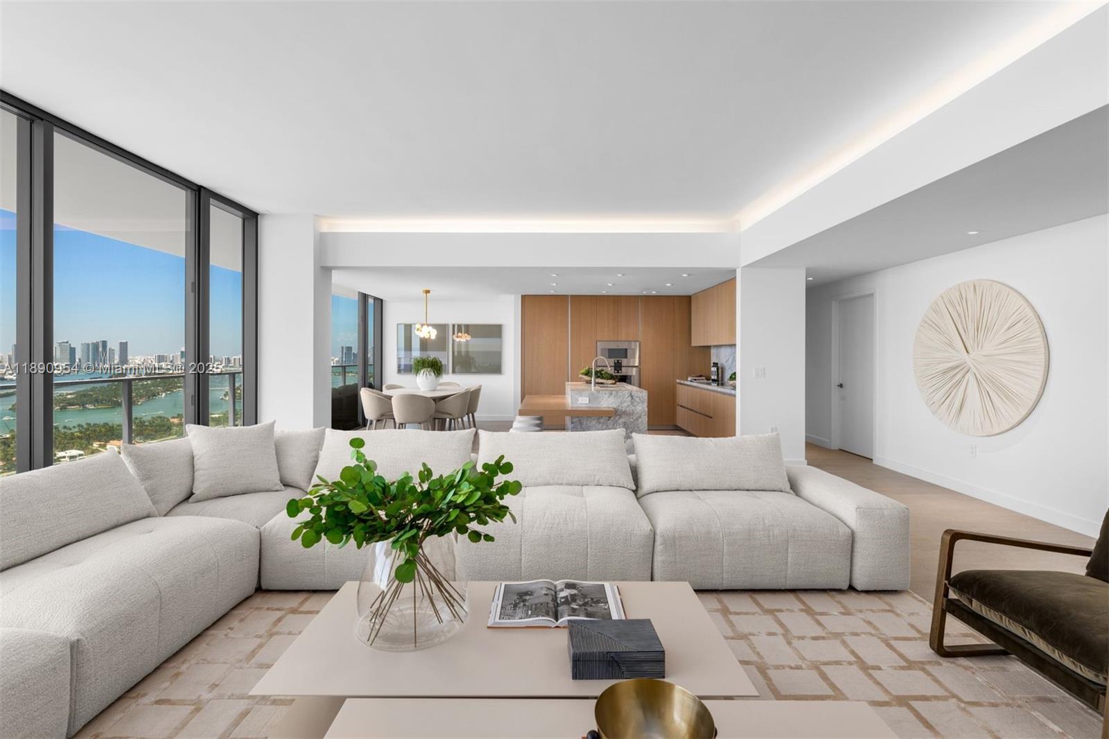 FIVE PARK - Residential