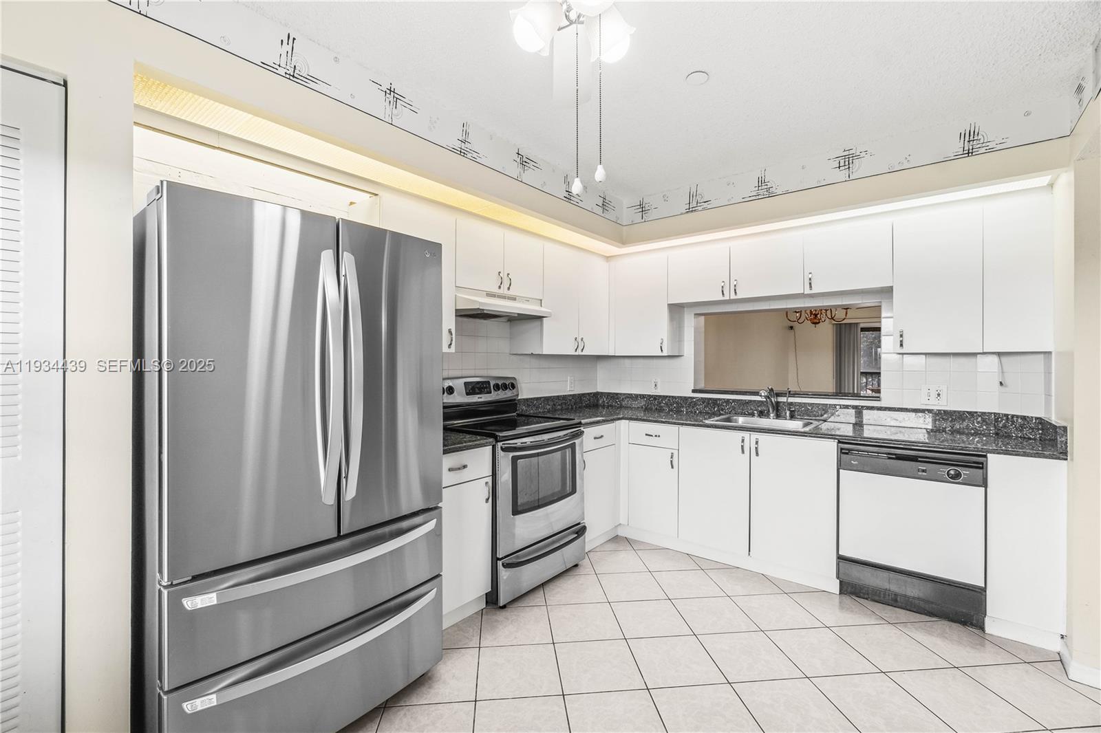 PLYMOUTH AT CENTURY VILLA - Residential