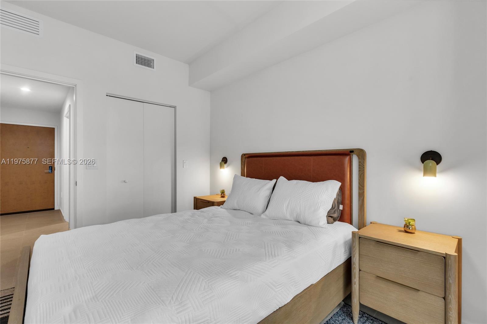 THE CROSBY MIAMI WORLDCENT - Residential