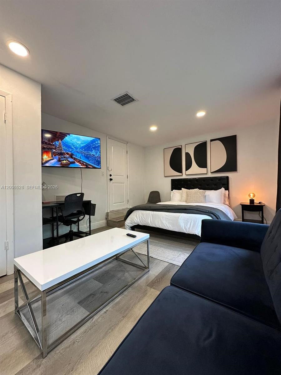 501 NE 70th St 3