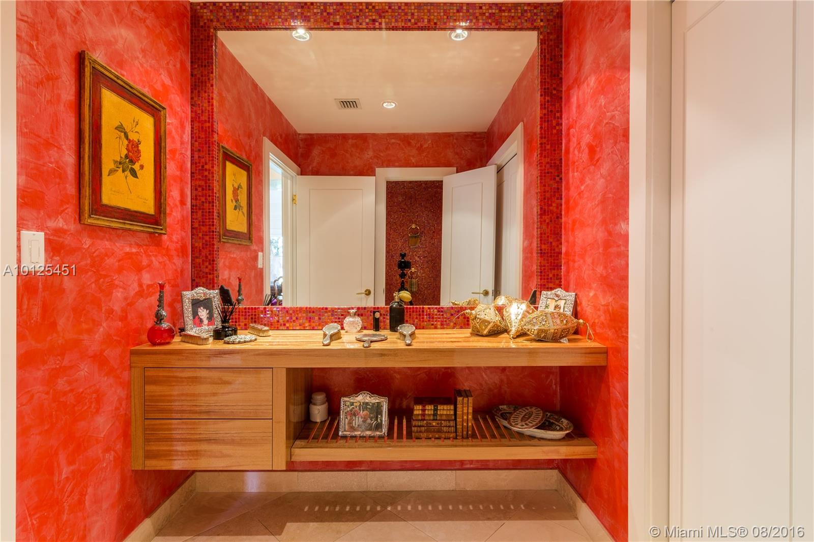 LA GORCE ISLAND - Residential