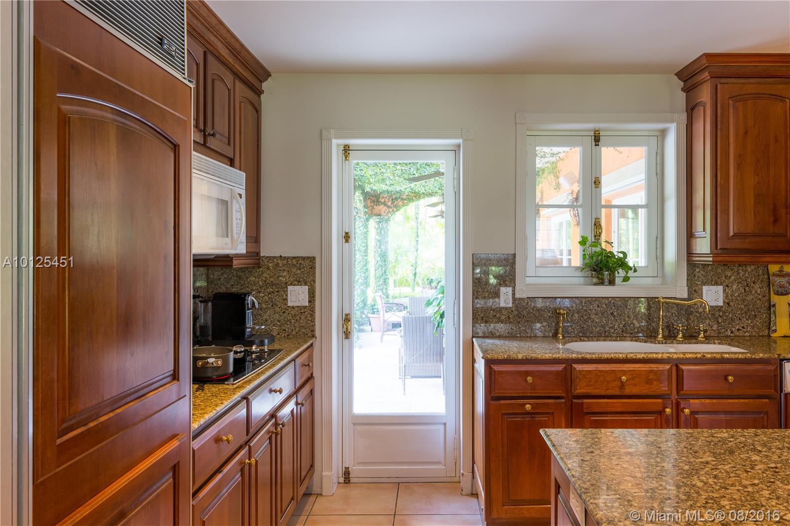 LA GORCE ISLAND - Residential