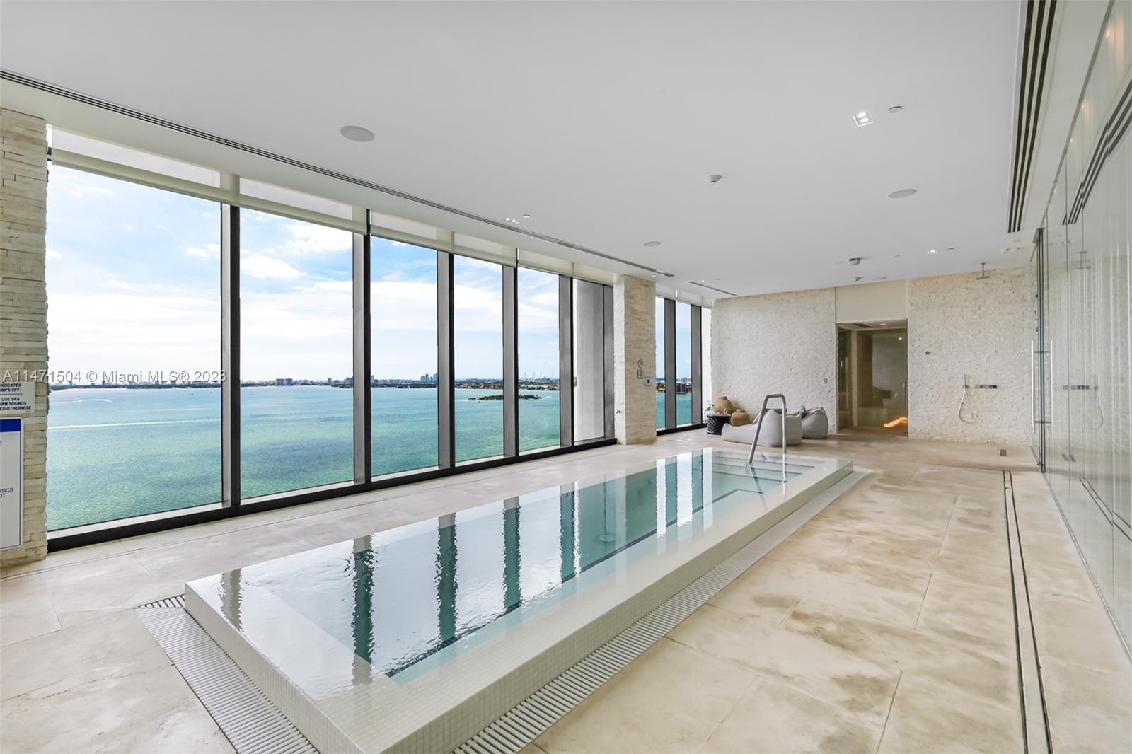 ONE PARAISO CONDO - Residential