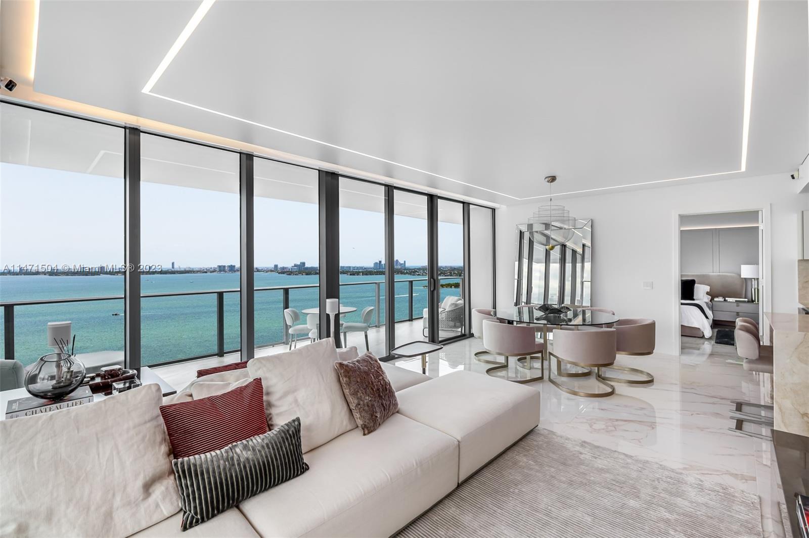 ONE PARAISO CONDO - Residential