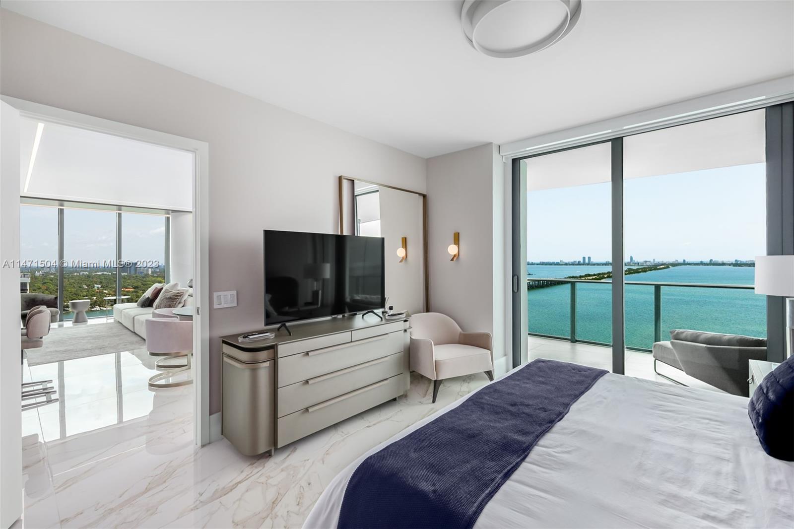 ONE PARAISO CONDO - Residential