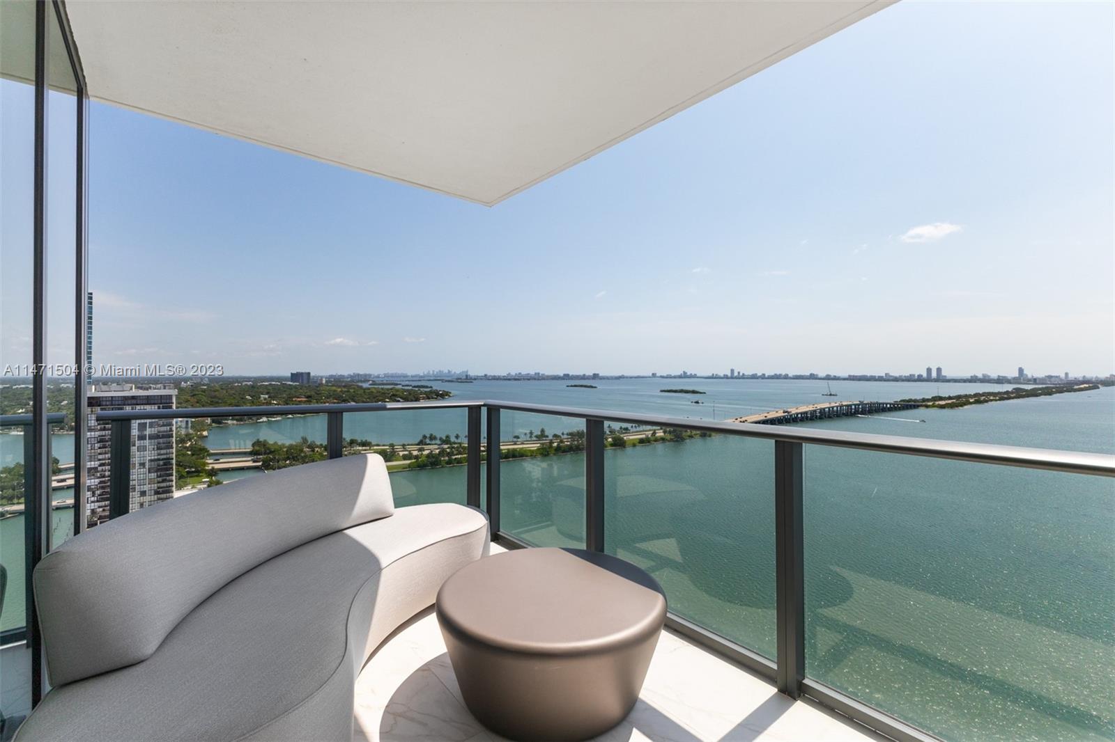 ONE PARAISO CONDO - Residential