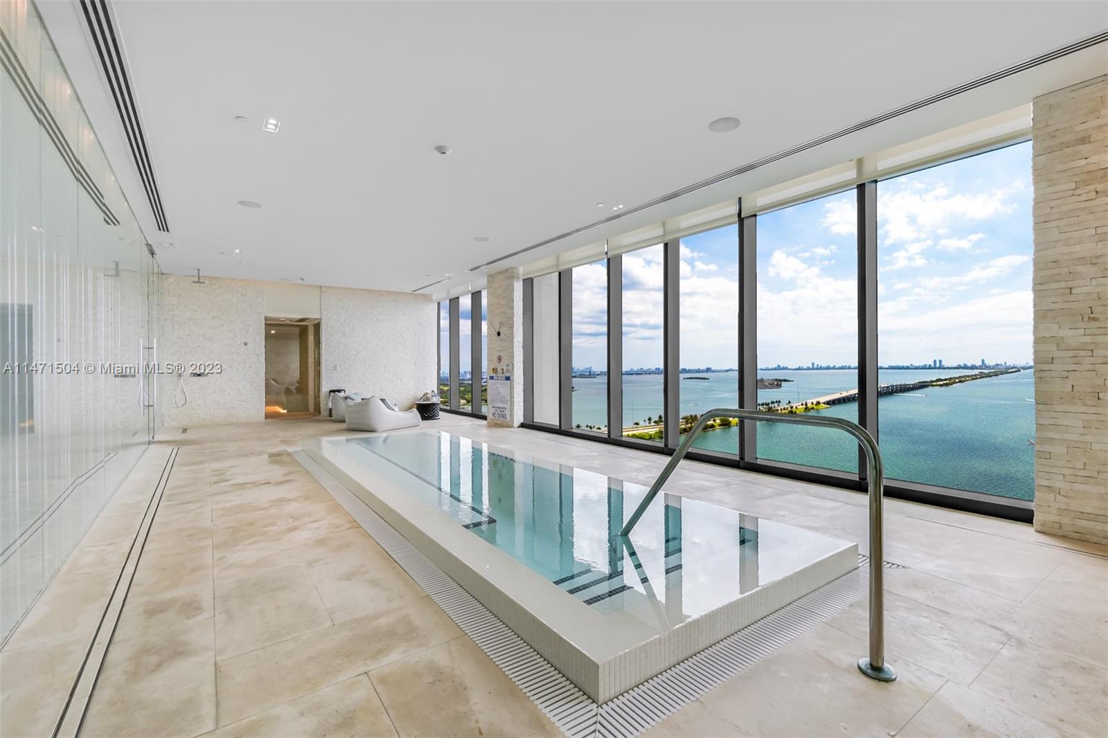 ONE PARAISO CONDO - Residential