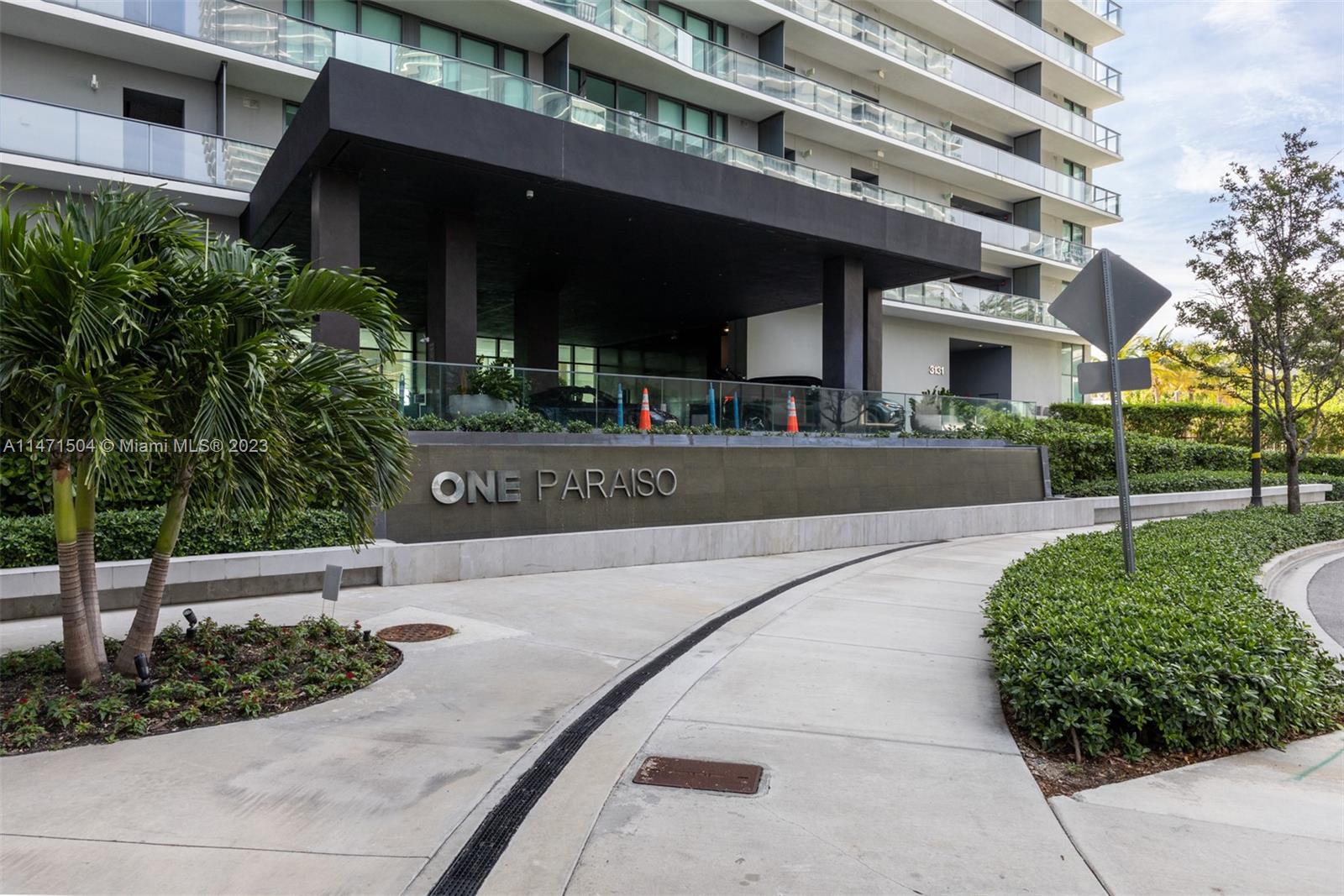 ONE PARAISO CONDO - Residential