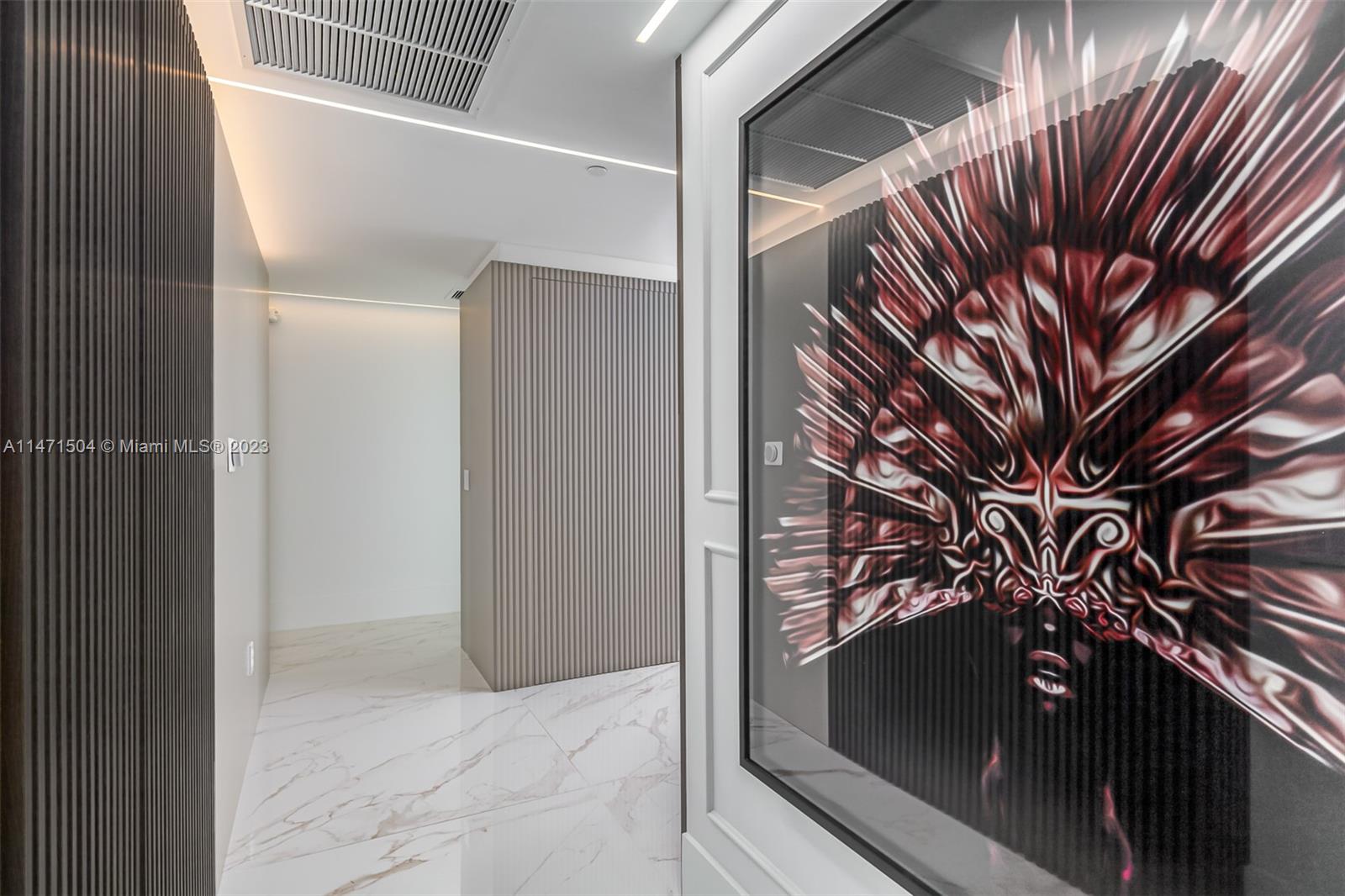 ONE PARAISO CONDO - Residential