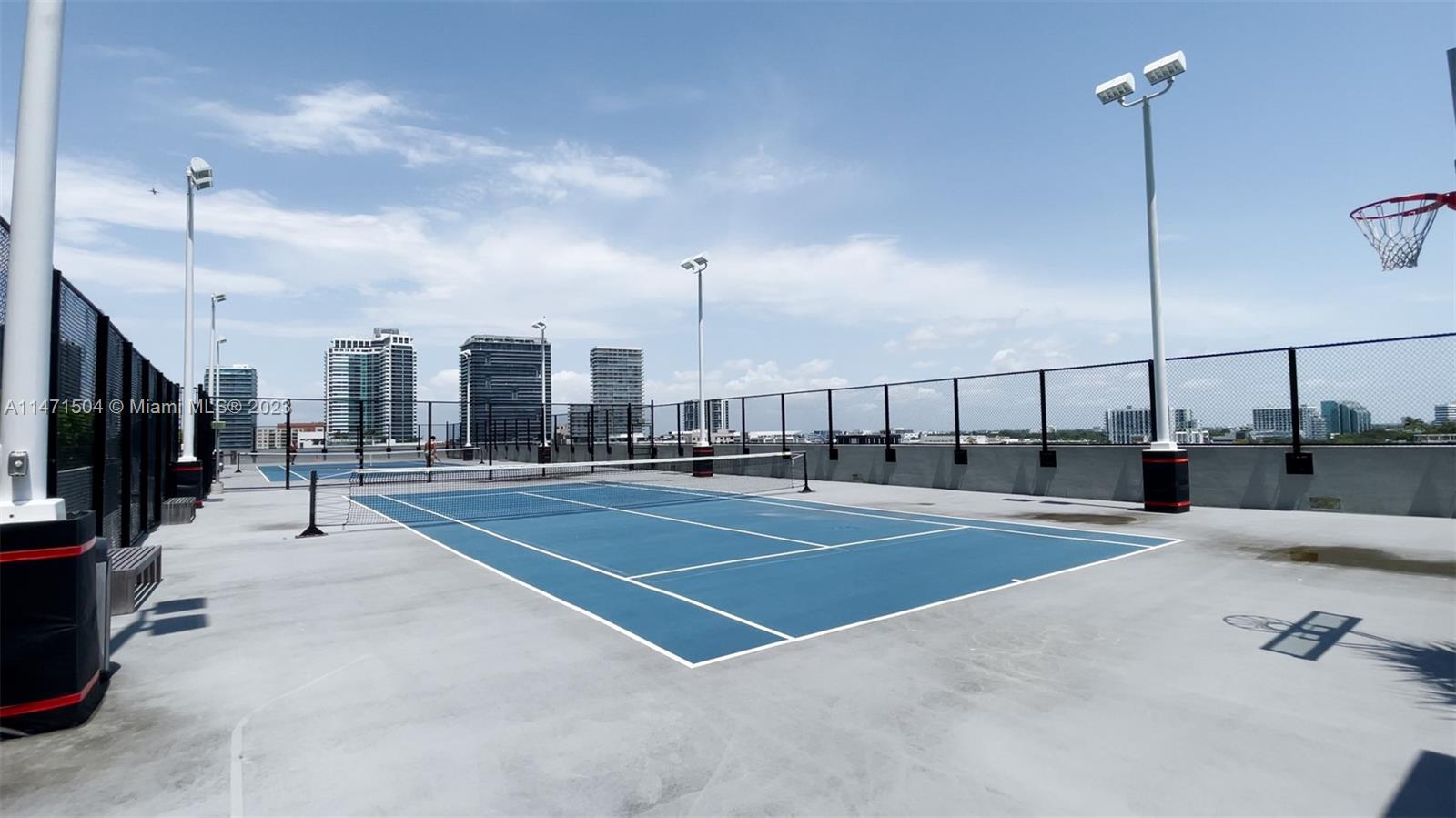 ONE PARAISO CONDO - Residential