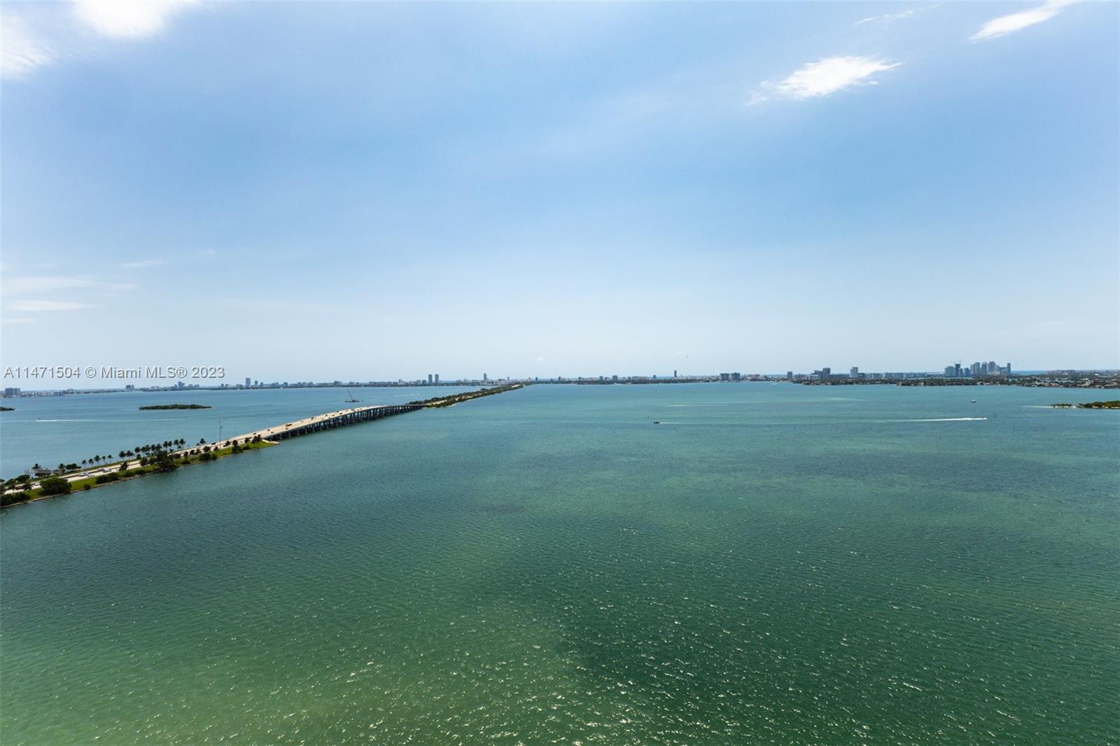 ONE PARAISO CONDO - Residential