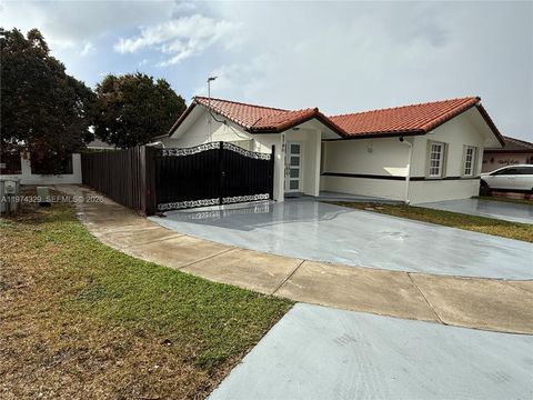 Photo of 5790 SW 148th Pl, Miami, FL 33193 (MLS # A11974329)