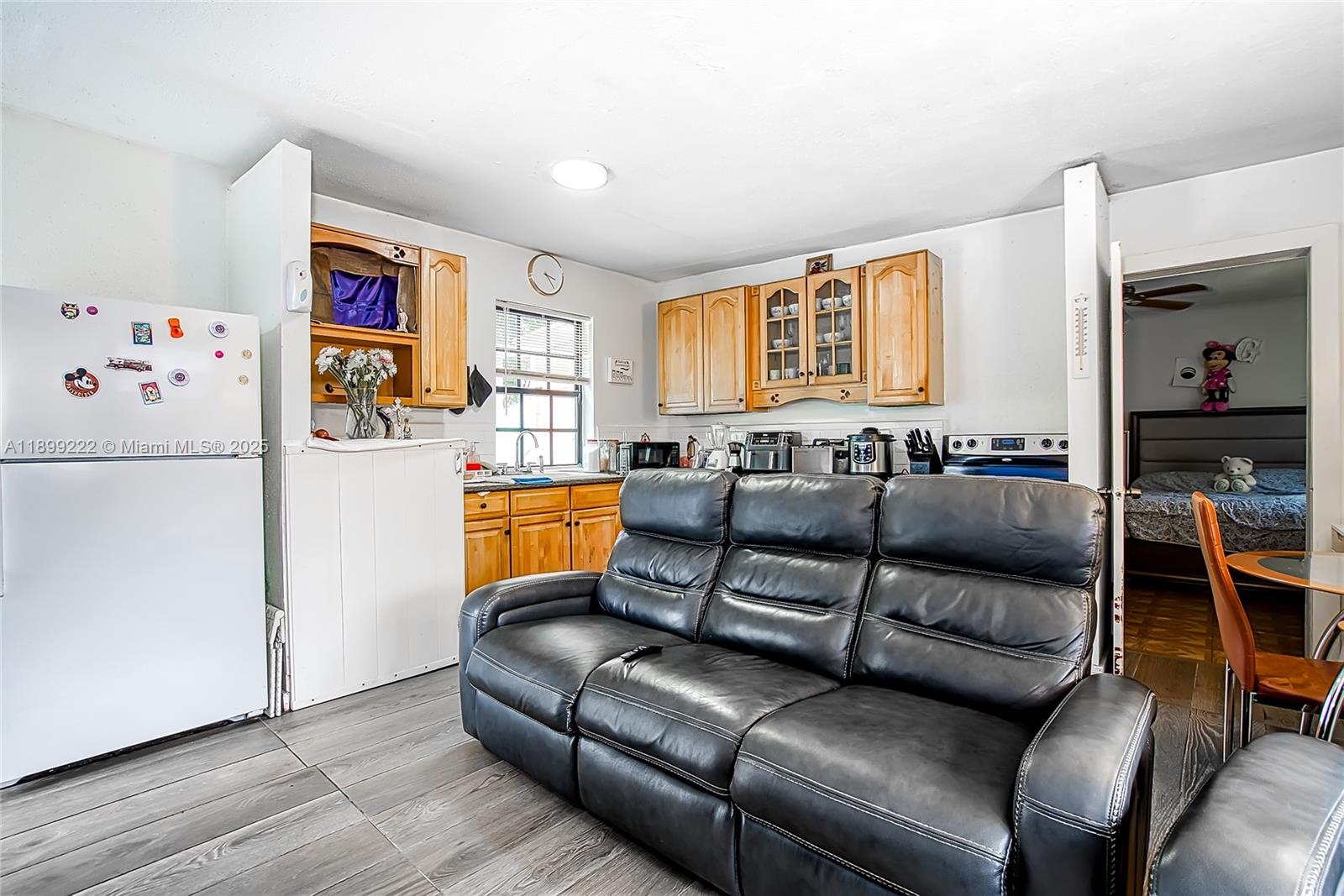 HOLLYWOOD PARK - Residential Income