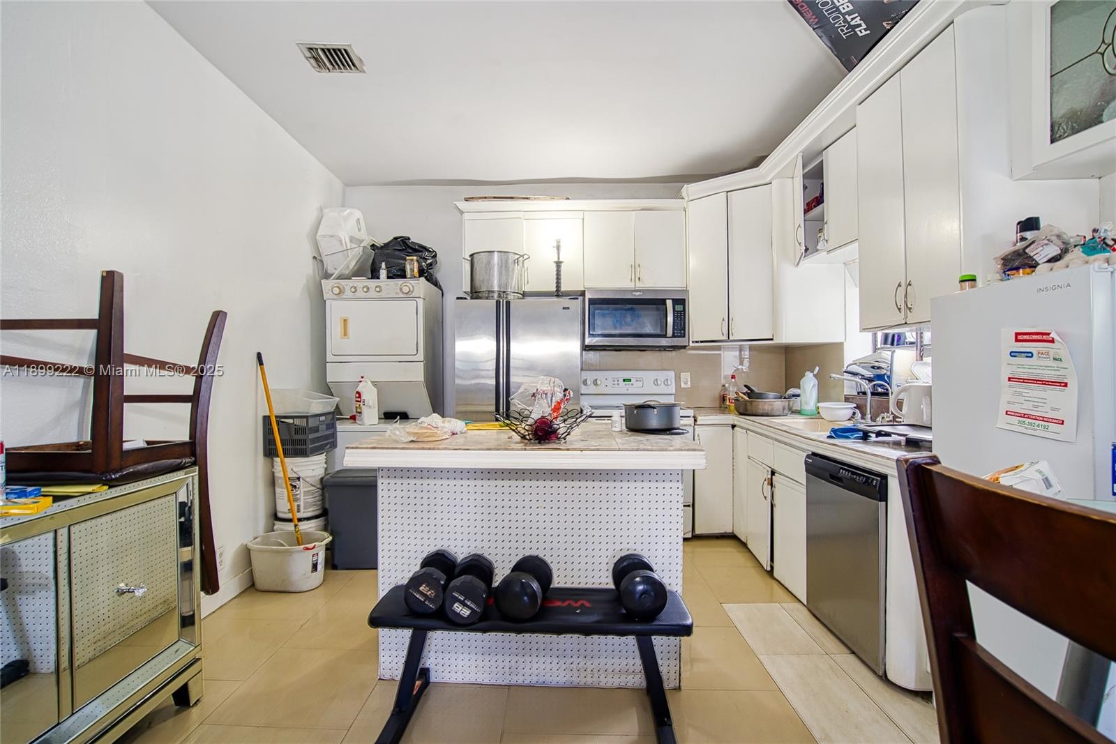 HOLLYWOOD PARK - Residential Income