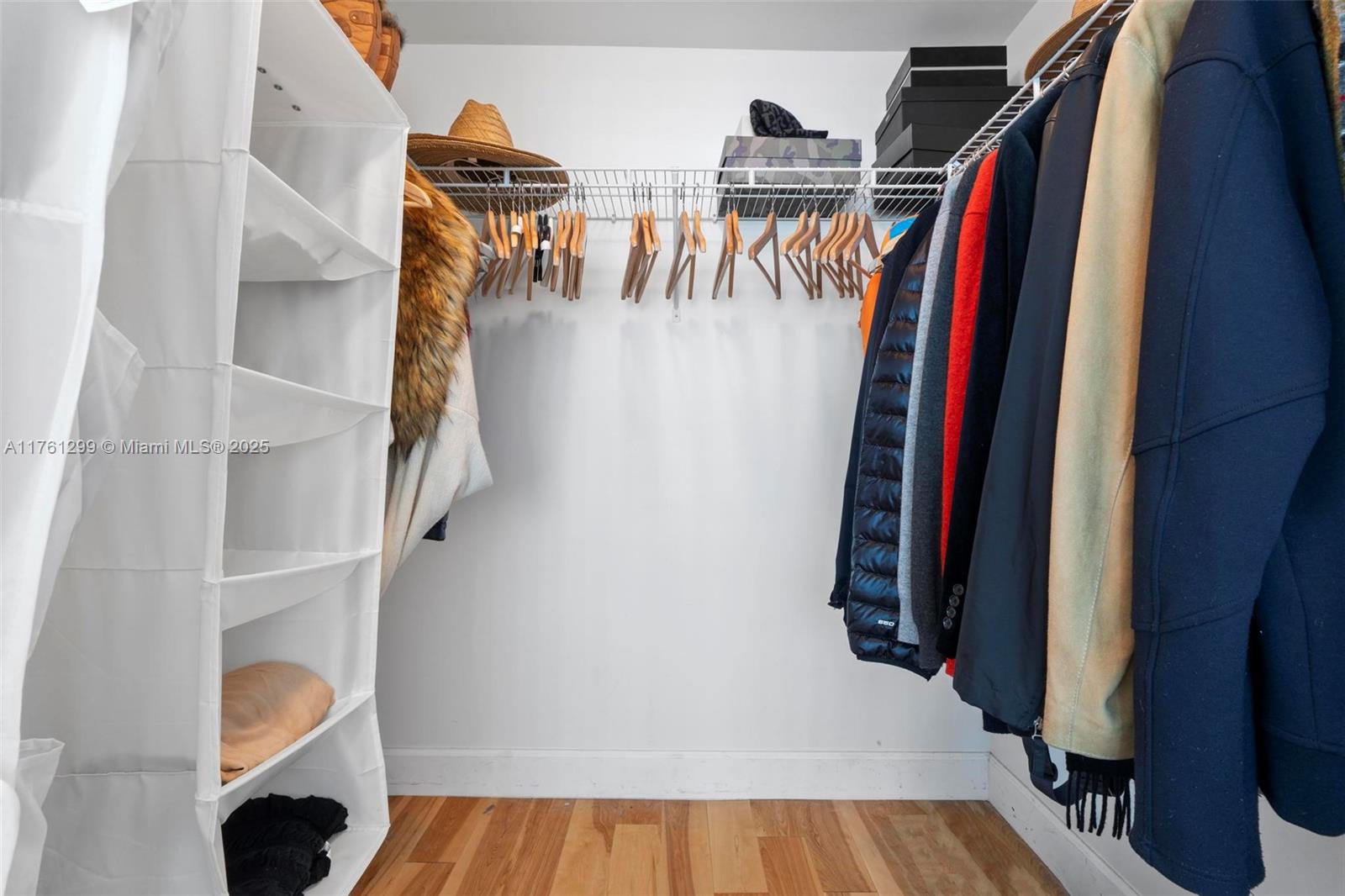 500 BRICKELL EAST CONDO - Residential