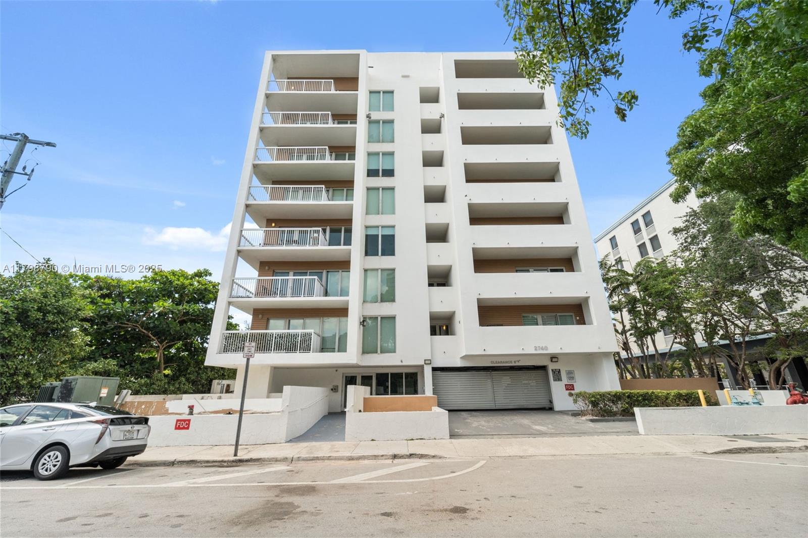 Rental Property at 2740 Sw 28th Ter 408, Miami, Broward County, Florida - Bedrooms: 1 
Bathrooms: 1  - $2,500 MO.