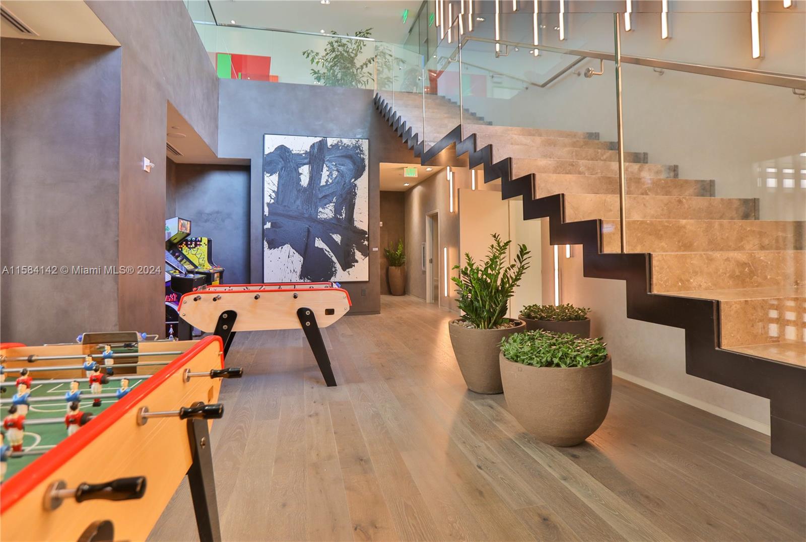 GRAN PARAISO CONDO - Residential