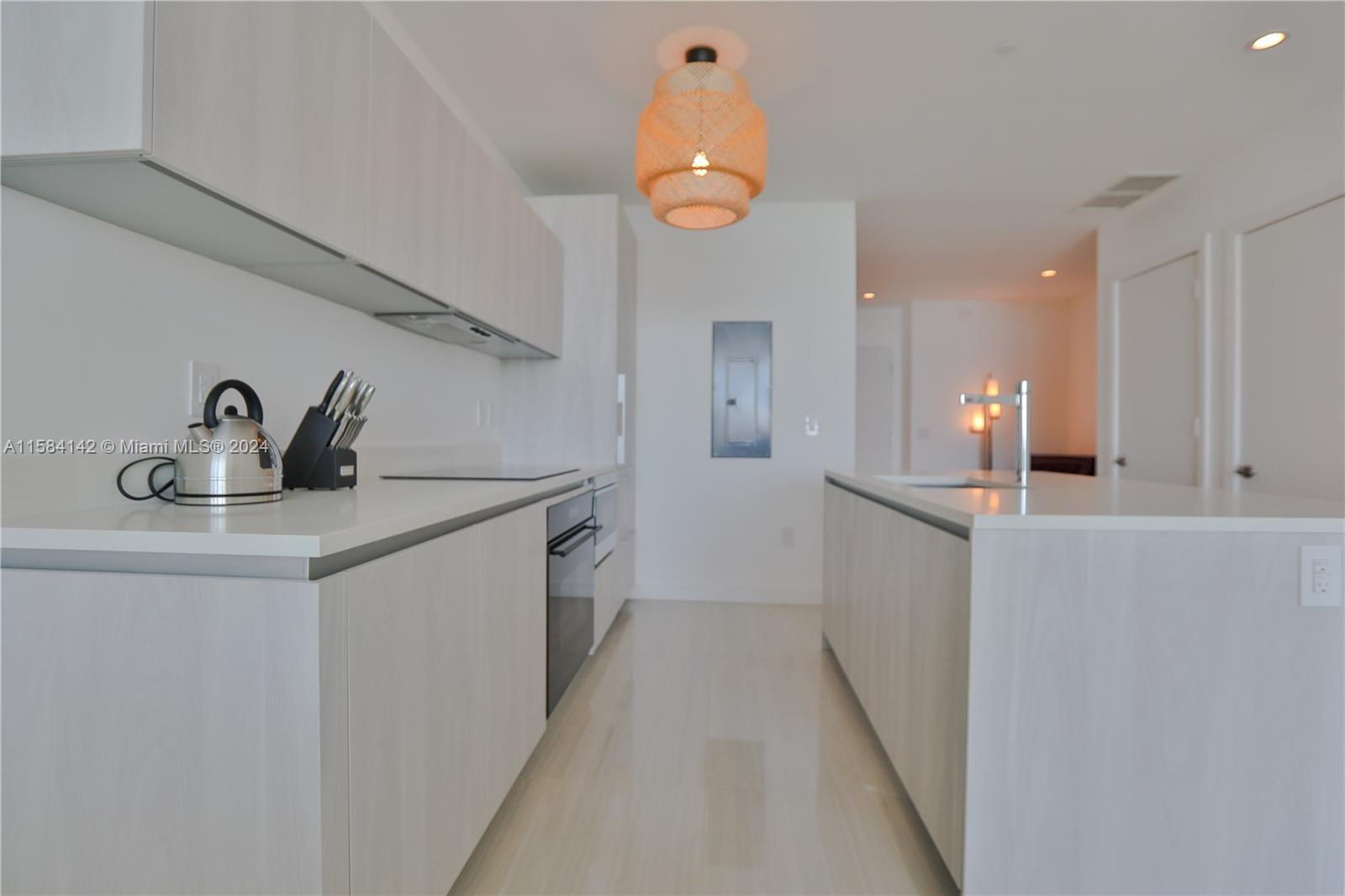 GRAN PARAISO CONDO - Residential