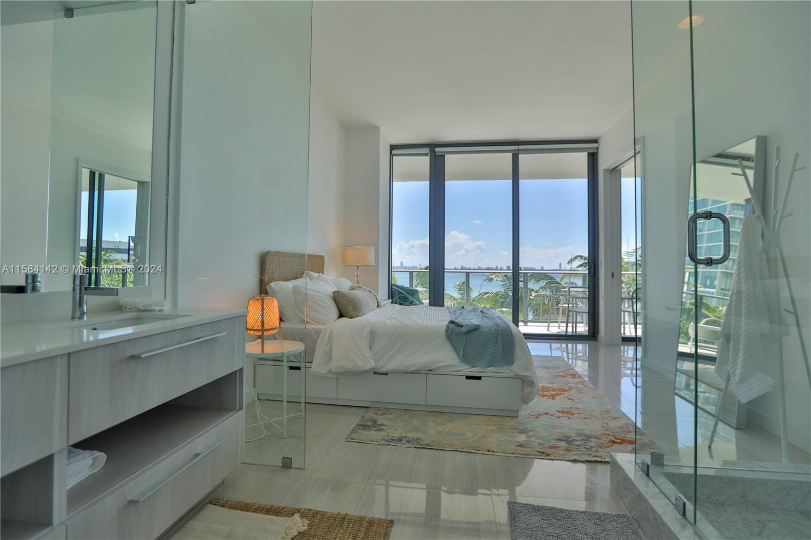 GRAN PARAISO CONDO - Residential